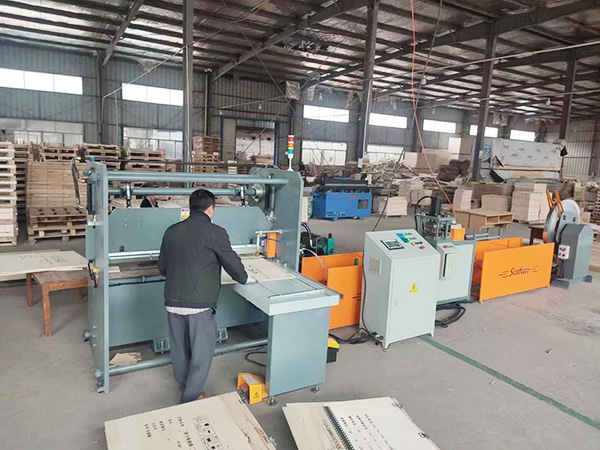 濟(jì)寧紙箱生產(chǎn)車間